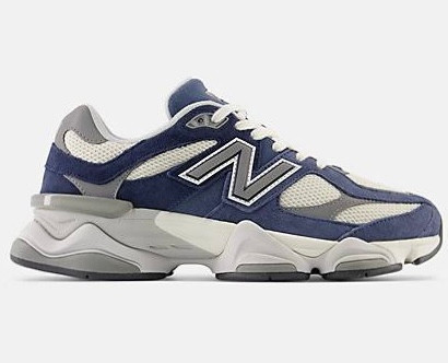 کرم سورمه ای