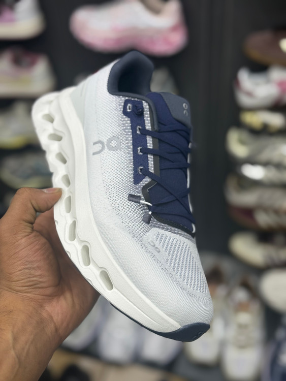 کتونی ورزشی برند آن رانینگ (On Running) مدل Cloudtilt رنگ طوسی سرمه ای