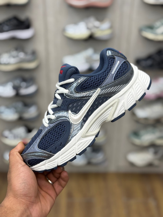 کتونی Nike V5K Run رنگ سرمه ای