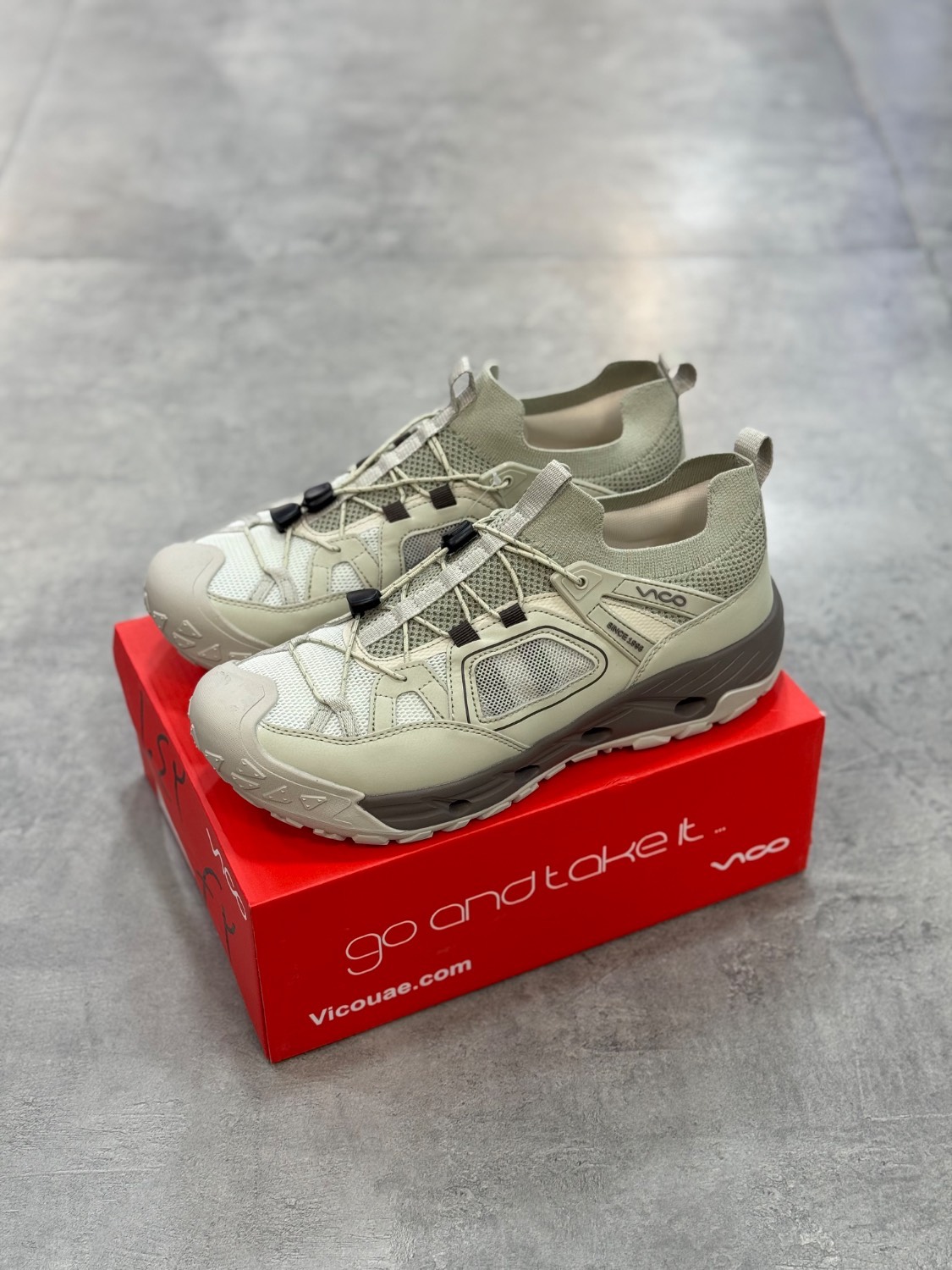 صندل آب‌نوردی ویکو Trek Aqua | سبک و ضد لغزش